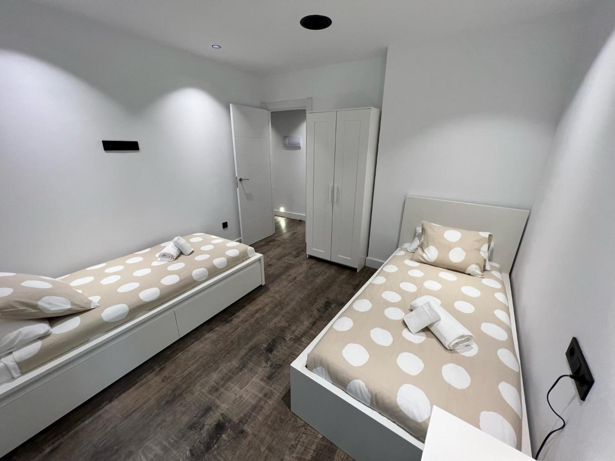 Apartamenticos El Tubo I سرقسطة المظهر الخارجي الصورة