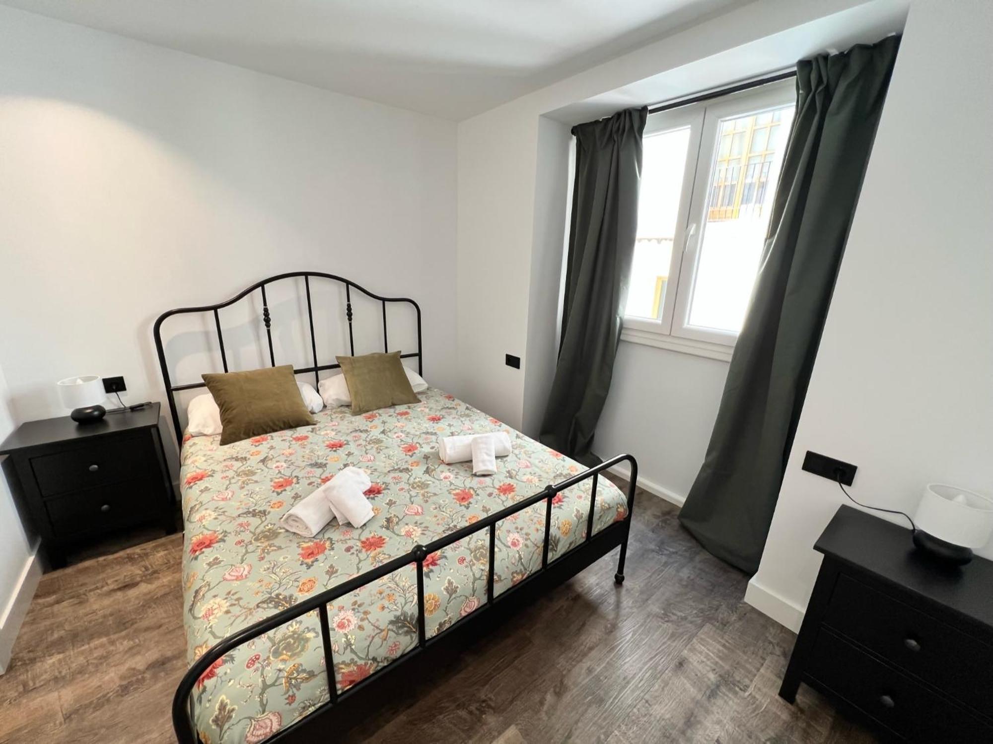 Apartamenticos El Tubo I سرقسطة المظهر الخارجي الصورة