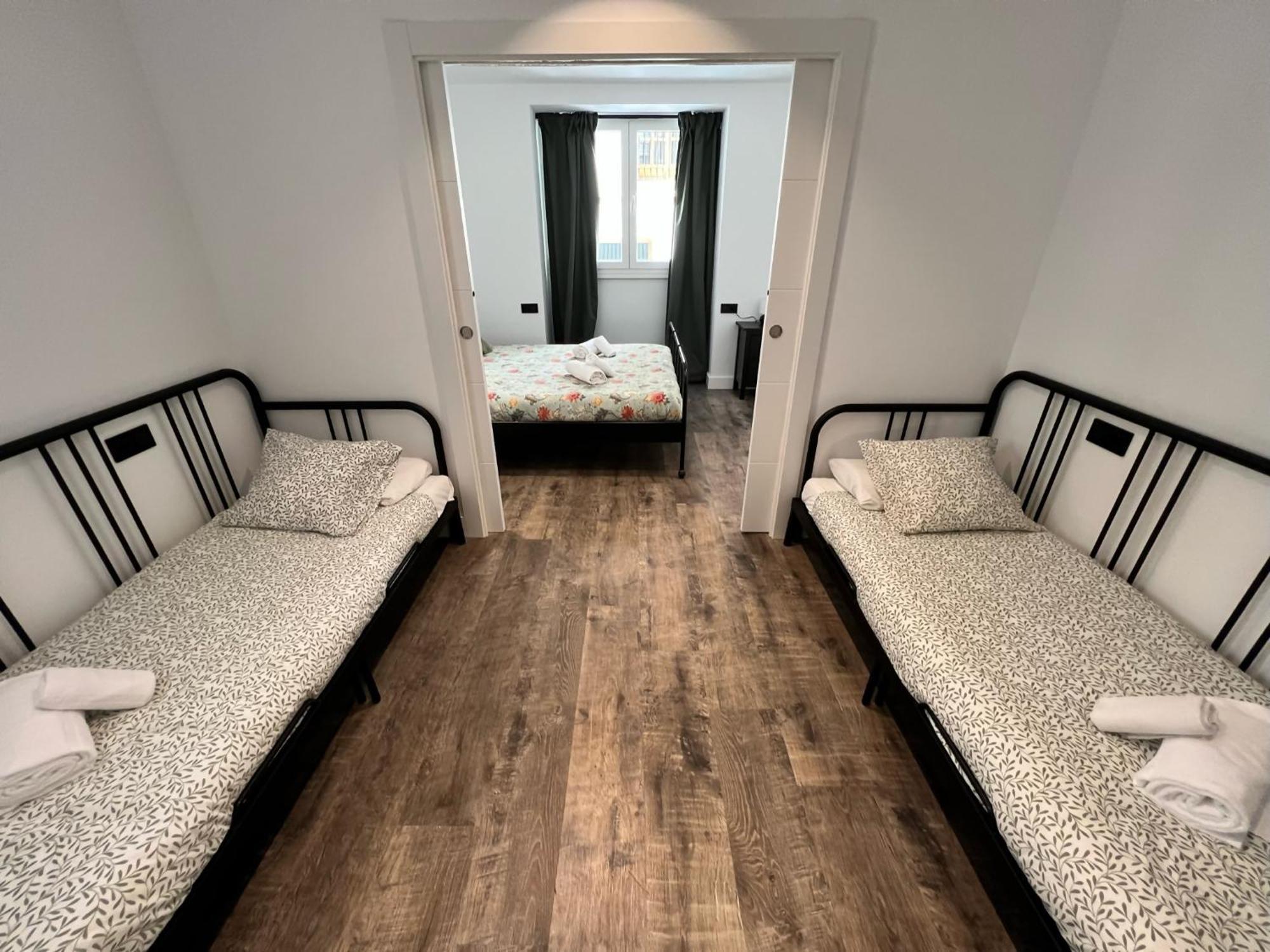 Apartamenticos El Tubo I سرقسطة المظهر الخارجي الصورة