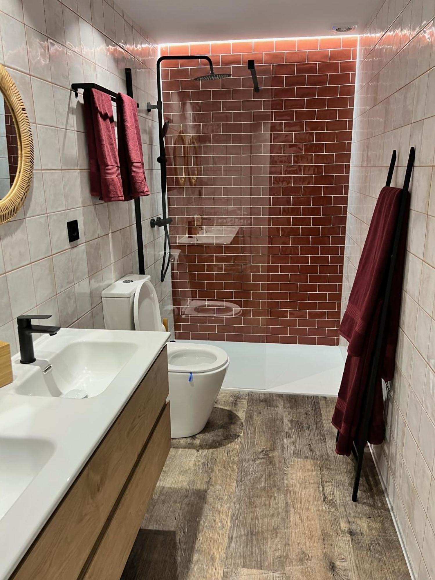 Apartamenticos El Tubo I سرقسطة المظهر الخارجي الصورة