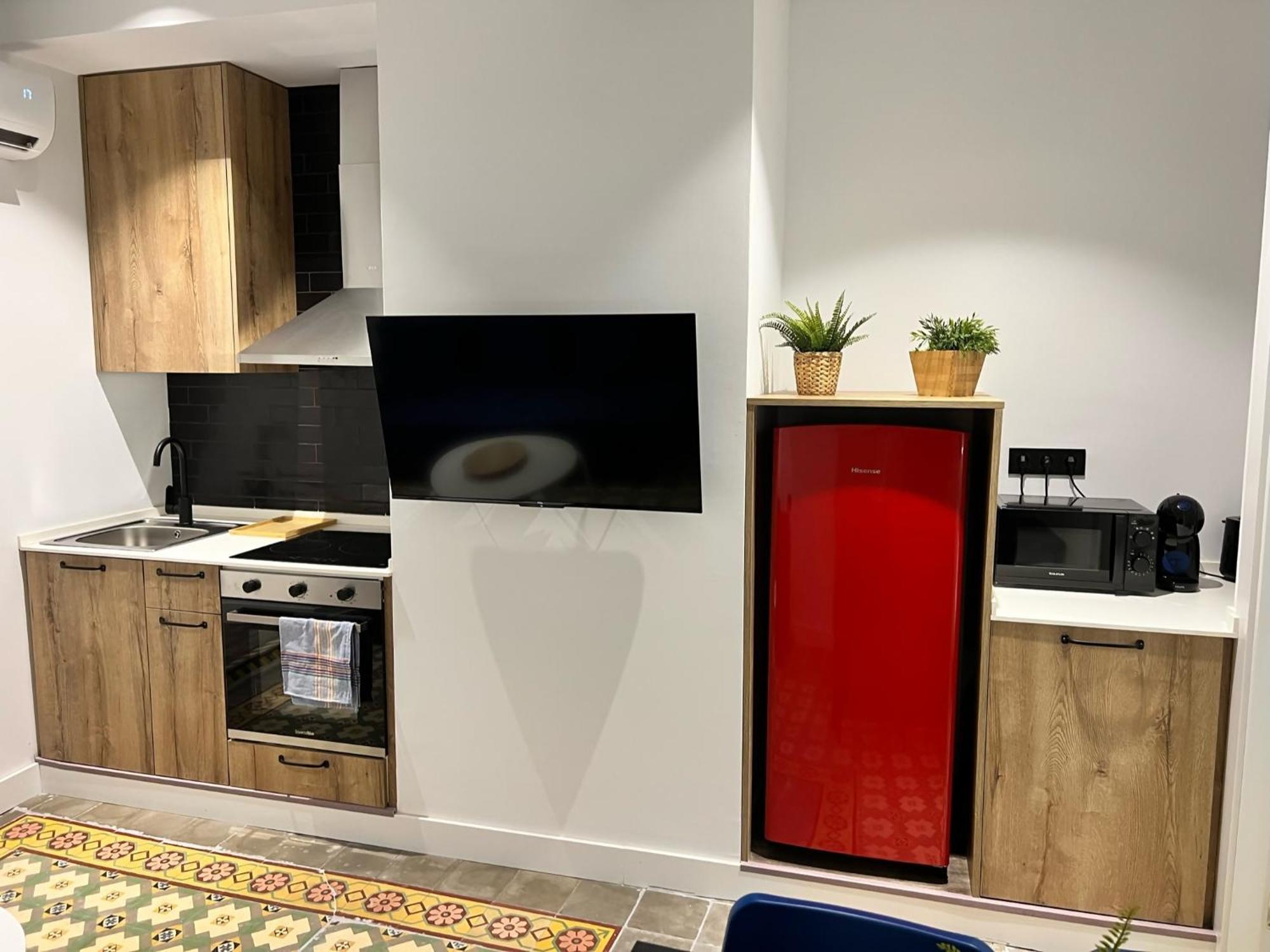 Apartamenticos El Tubo I سرقسطة الغرفة الصورة